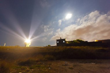 Rumeli Karaburun Feneri ve şehir
