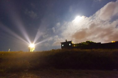 Rumeli Karaburun Feneri ve şehir
