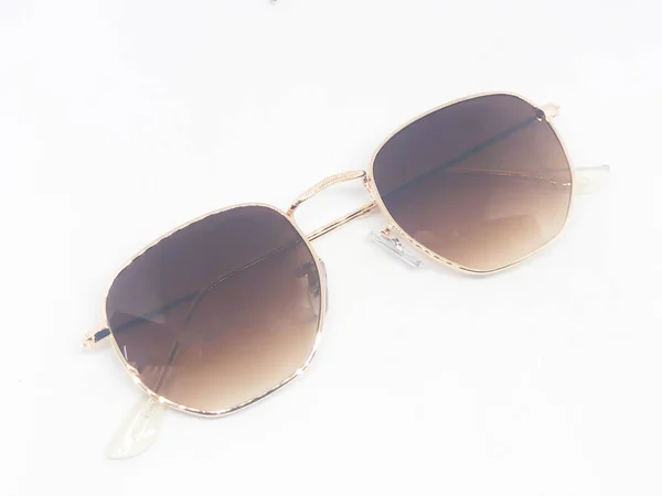 Kühle Sonnenbrille Isoliert Auf Weißem Hintergrund — Stockfoto