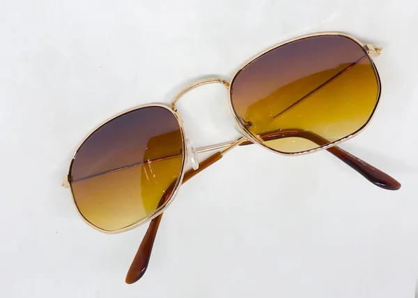 Coole Zonnebril Geïsoleerd Witte Achtergrond — Stockfoto