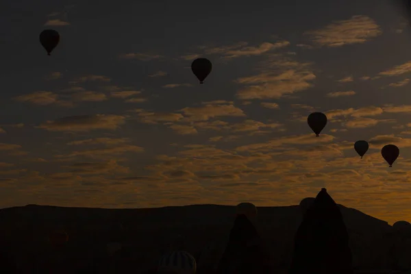 Montgolfières Survolant Spectaculaire Cappadoce Turquie — Photo