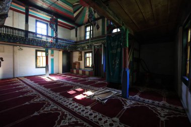 Artin,Macahel,Camili Camii camiinin dış görünümü, 18..