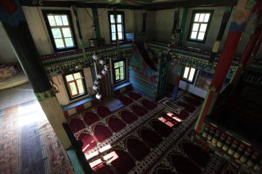Artin,Macahel,Camili Camii camiinin dış görünümü, 18..