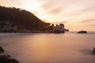 Istanbul 'dan güzel kayalar ve deniz manzarası, Türkiye 'de Agva