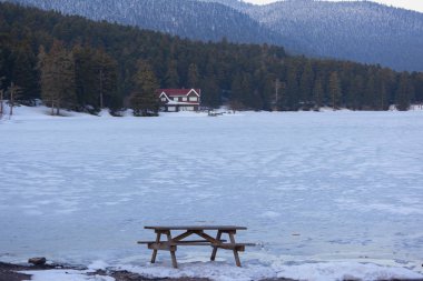 Abant-Gölcük güzel görünümü. İnanılmaz göl manzarası. Bolu Türkiye