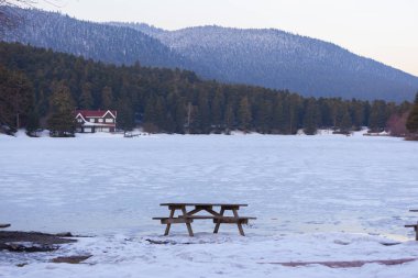 Abant-Gölcük güzel görünümü. İnanılmaz göl manzarası. Bolu Türkiye