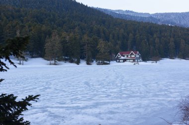 Abant-Gölcük güzel görünümü. İnanılmaz göl manzarası. Bolu Türkiye