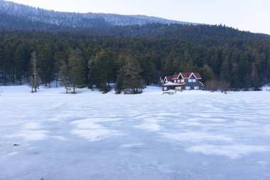 Abant-Gölcük güzel görünümü. İnanılmaz göl manzarası. Bolu Türkiye