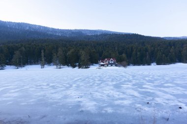 Abant-Gölcük güzel görünümü. İnanılmaz göl manzarası. Bolu Türkiye