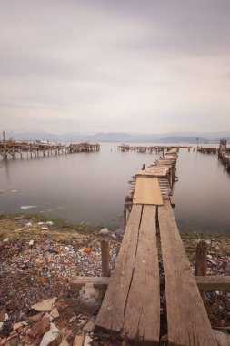 Sekapark, İzmit, Kocaeli. Deniz kıyısındaki güzel doğal park. Türkiye 'de gün batımı deniz manzarası.