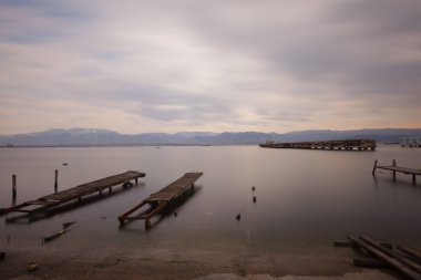 Sekapark, İzmit, Kocaeli. Deniz kıyısındaki güzel doğal park. Türkiye 'de gün batımı deniz manzarası.