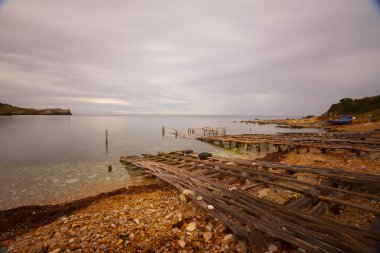 Kandira ilçesine bağlı Bağcılı köyünün kayalık kıyısı.
