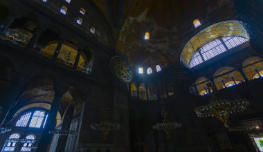 İstanbul 'daki hagia soyasının içi, hindi