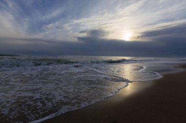 Beach Lara Antalya Türkiye'deki yakınındaki insanlar olmadan. Küçük Asya