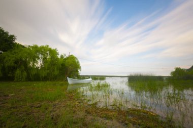 Işıklı Gölü'ndeki tekneler, Civril Denizli Türkiye