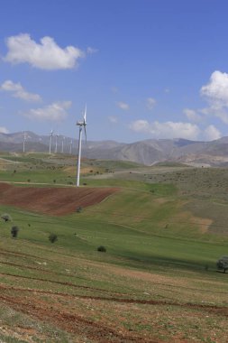 Volkanik dağ Erciyes ve Kayseri tarım arazileri panaromik - Kayseri Türkiye