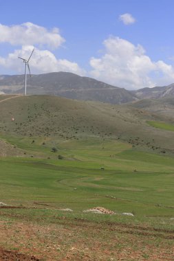 Volkanik dağ Erciyes ve Kayseri tarım arazileri panaromik - Kayseri Türkiye