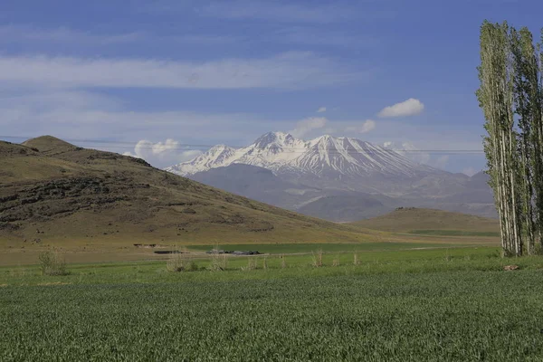 Montaña Volcánica Erciyes Tierras Cultivo Kayseri Panaromic Kayseri Turquía — Foto de Stock