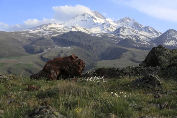 Volkanik Dağ Erciyes Kayseri Tarım Arazileri Panaromik Kayseri Türkiye — Stok fotoğraf