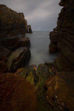 Şile Deniz Feneri (ile/İstanbul/Türkiye). Sile Deniz Feneri, İstanbul'un Şile semtinde yer alan ve Boğaz ve Karadeniz'e hizmet veren bir deniz feneridir. ile Deniz Feneri, iki lig biridir