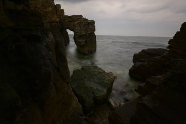 Şile Deniz Feneri (ile/İstanbul/Türkiye). Sile Deniz Feneri, İstanbul'un Şile semtinde yer alan ve Boğaz ve Karadeniz'e hizmet veren bir deniz feneridir. ile Deniz Feneri, iki lig biridir