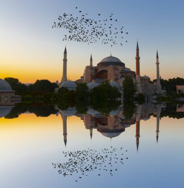 Eski İstanbul, Türkiye 'de Ayasofya kubbeleri ve minareleri, 