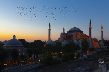 Eski İstanbul, Türkiye 'de Ayasofya kubbeleri ve minareleri, 