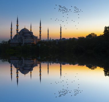 Eski İstanbul, Türkiye 'de Ayasofya kubbeleri ve minareleri, 