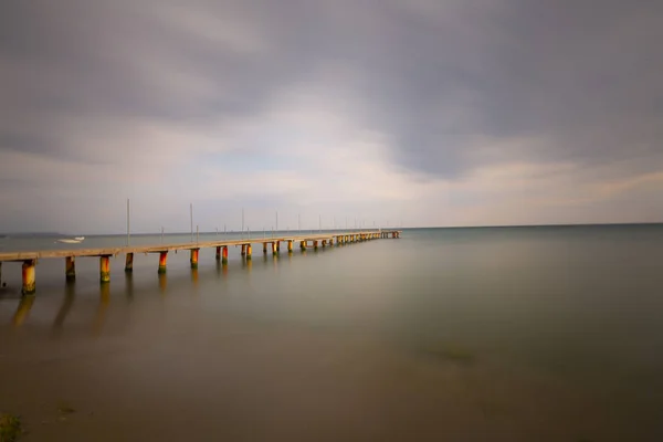 Lunga Esposizione Molo Natura — Foto Stock