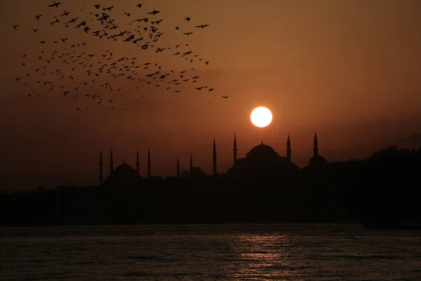 Ορίζοντα Της Κωνσταντινούπολης Και Ηλιοβασίλεμα Τουρκία — Φωτογραφία Αρχείου
