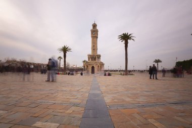 zmir tarihi saat kulesi 