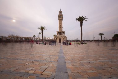 zmir tarihi saat kulesi 