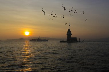 Kız Kulesi ve Gün Batımı 