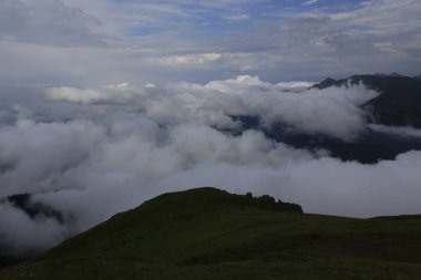 Kaçkar dağlarında Ambarlı yaylasının panoramik manzarası, Karadeniz, Rize, Türkiye