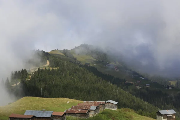 고원은 흑해와 터키에 틀리헤 Rize Camlihemsin Pokut Plateau — 스톡 사진