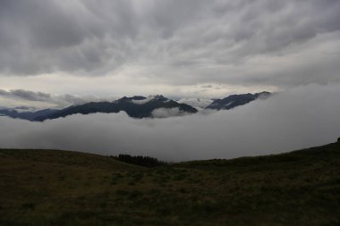 Kaçkar dağlarında Ambarlı yaylasının panoramik manzarası, Karadeniz, Rize, Türkiye