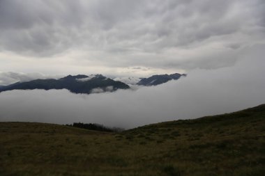 Kaçkar dağlarında Ambarlı yaylasının panoramik manzarası, Karadeniz, Rize, Türkiye