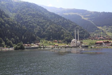Trabzon'da UzunGöl Gölü
