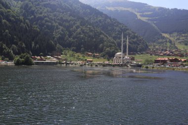 Trabzon'da UzunGöl Gölü
