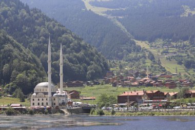 Trabzon'da UzunGöl Gölü