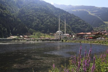 Trabzon'da UzunGöl Gölü