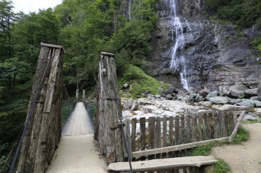 Mencuna Şelalesi Doğu Karadeniz'in en görkemli şelalesi - Sanat Türkiye