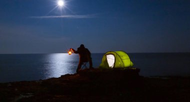 Çadırla Kamp / Gece 