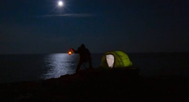 Çadırla Kamp / Gece 