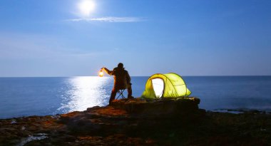 Çadırla Kamp / Gece 