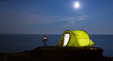 Çadırla Kamp / Gece 