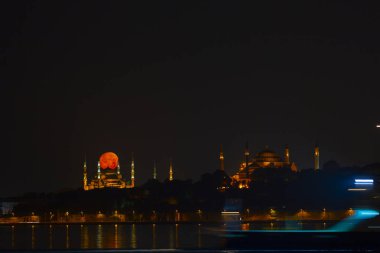 istanbul şehir gece manzara