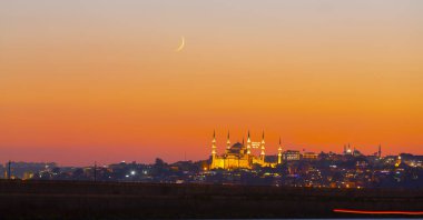 istanbul şehir gece manzara