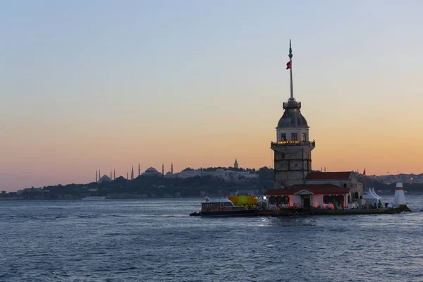 Istanbul Cidade Paisagem Noturna — Fotografia de Stock