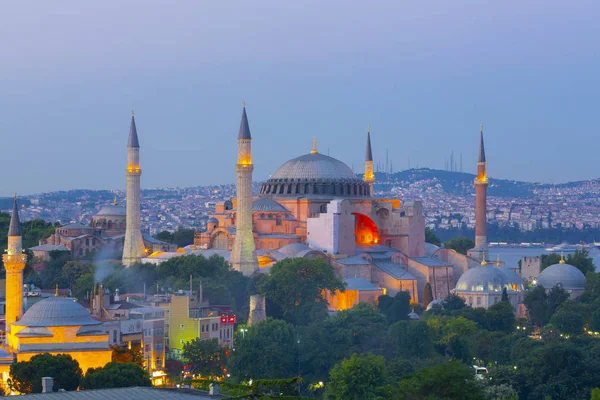 Ayasofya Müzesi ve Türkiye 